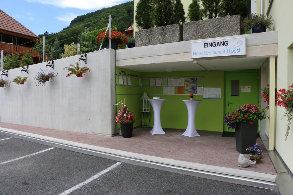 Hotel Restaurant Roessli Uetendorf Exterior photo